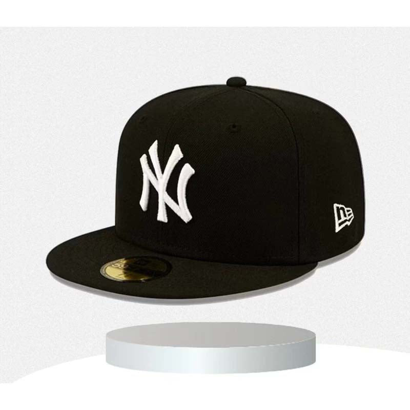Hip hop style baseball cap for men and women - Snapback cap
